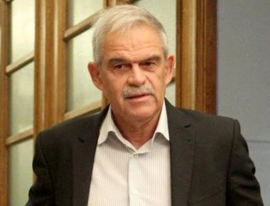 «Φωτιά» στο Twitter με την παραίτηση του Ν. Τόσκα